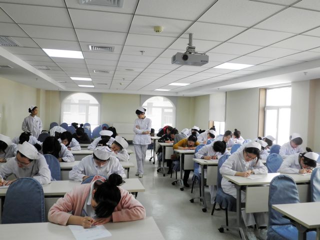 口腔专科护理培训
